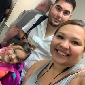 Meet your Posher, Cassandra